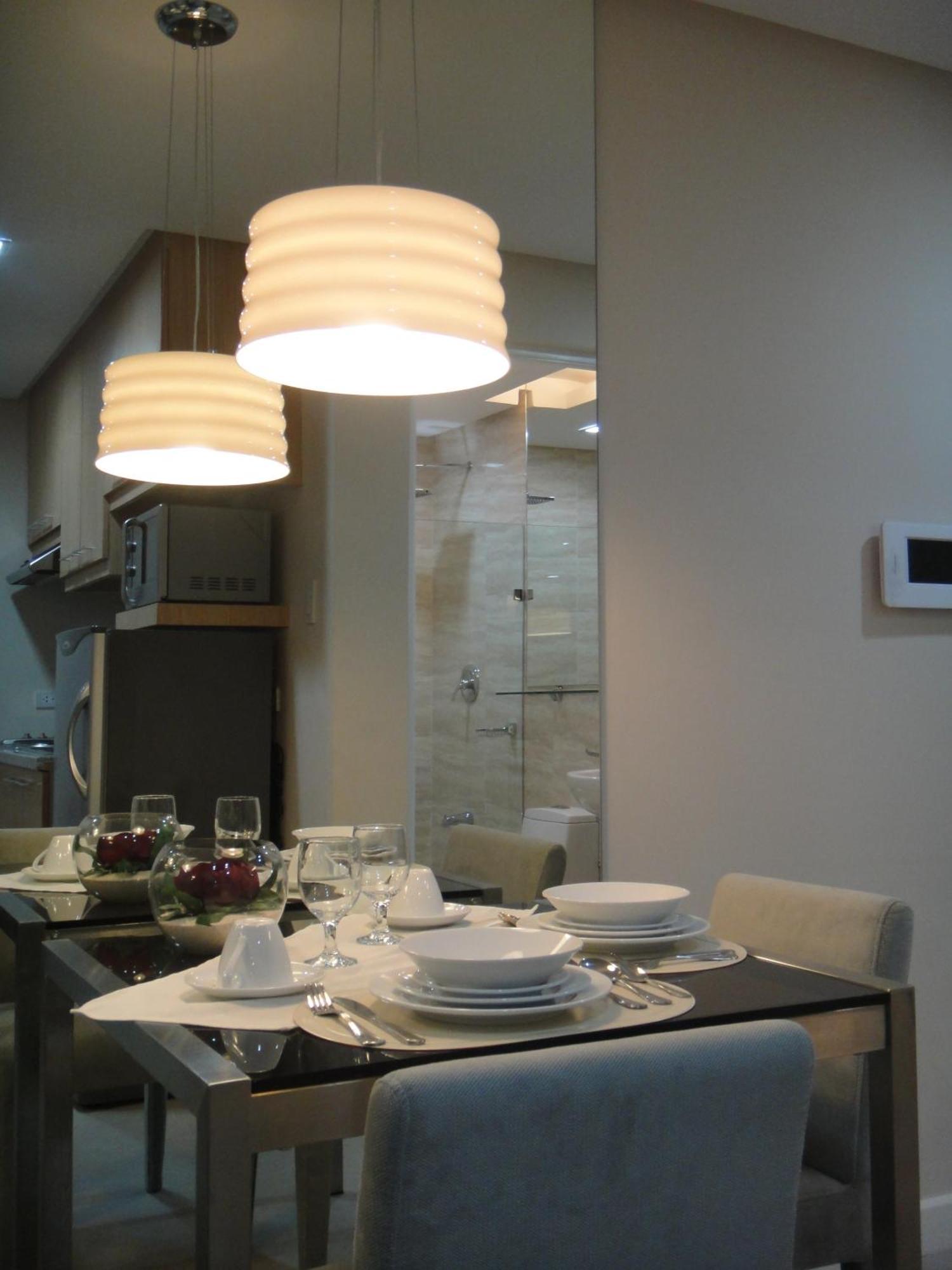 Aparthotel Bsa Twin Towers Mandaluyong Esterno foto